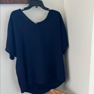 Entro Elegant navy blue  Women's Top, xl, soft, silky, flowing style